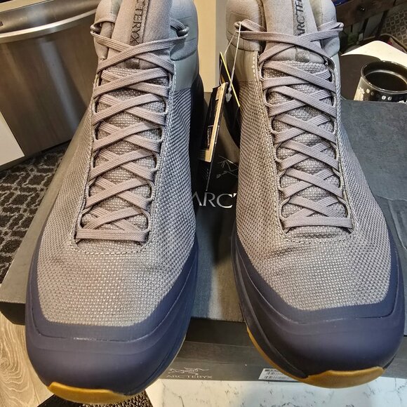 Arc'teryx Aerios MID GTX Boots Void/Sapphire X000006887 MENS SIZE 12 NEW - Picture 4 of 16